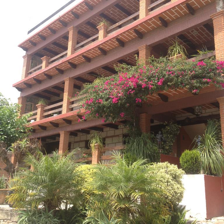 Colibri Hotel 2*